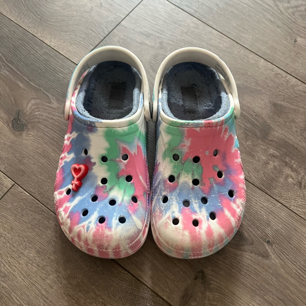 💥 Tie-Dye Crocs Kids Classic Clog | Size 1J